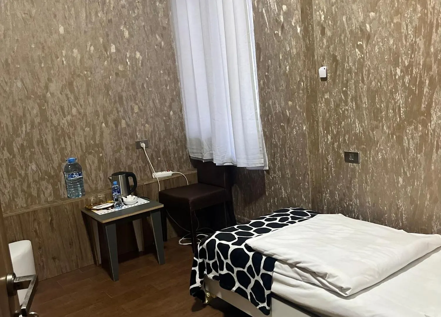 Hotel 6 Tbilisi 0*,