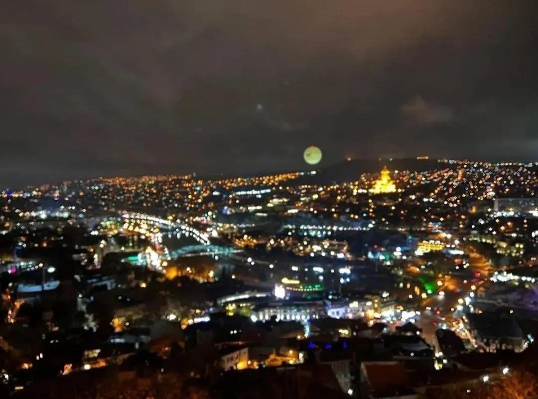 Hotel 6 Tbilisi 0*,